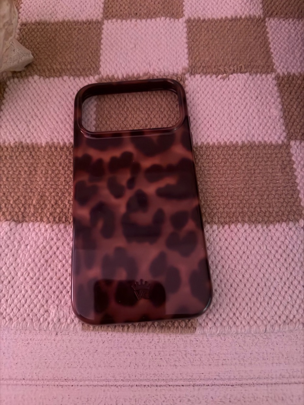 Velvet Caviar Case 17 pro max